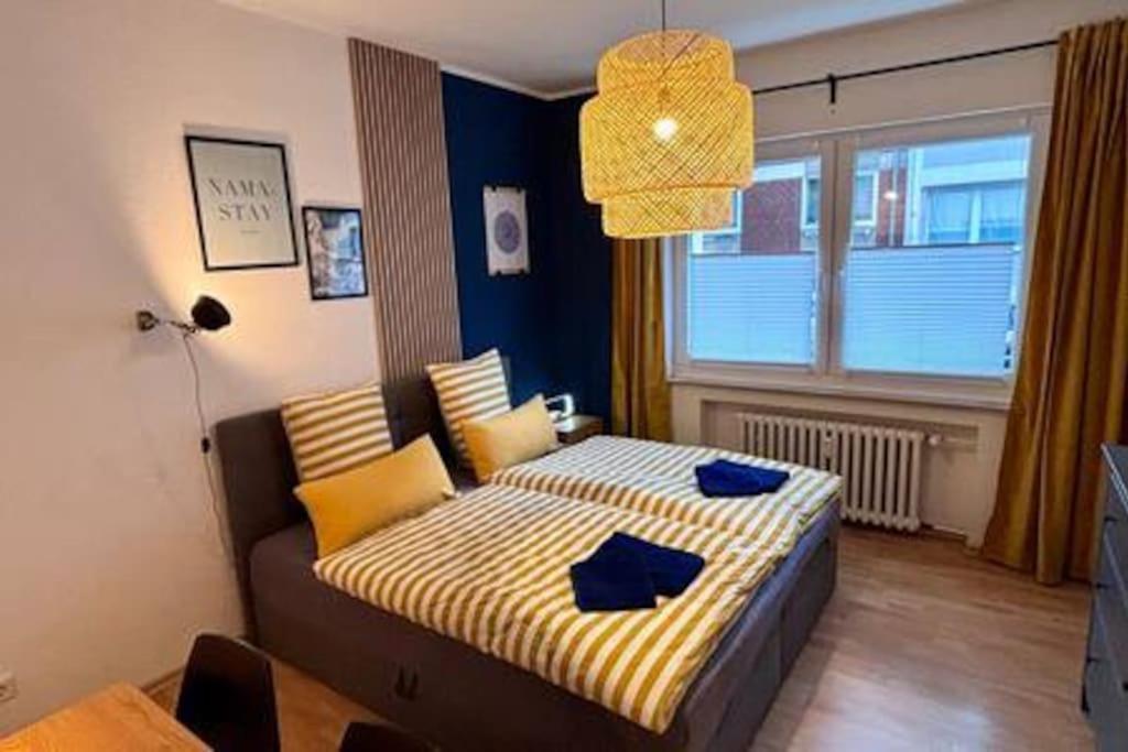 Ferienwohnung Modern & Stilvoll Mit Kino - Wii Essen Exterior foto